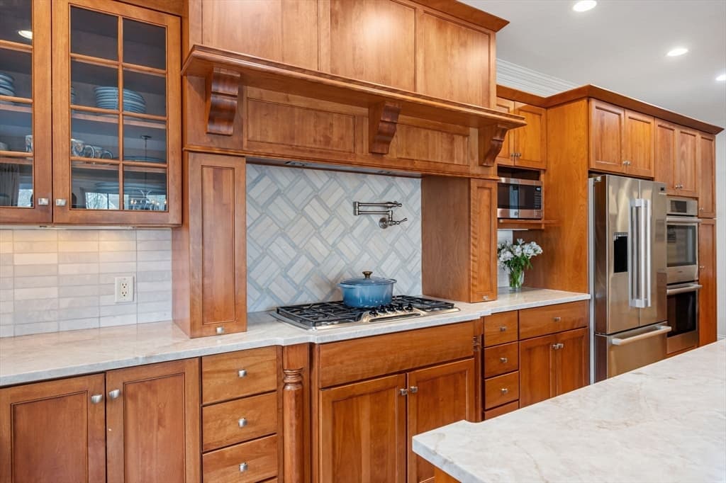 Single Family Residence at 15 Saddle Lane, Hanover MA 02339, Hanover, photo 6 of 39