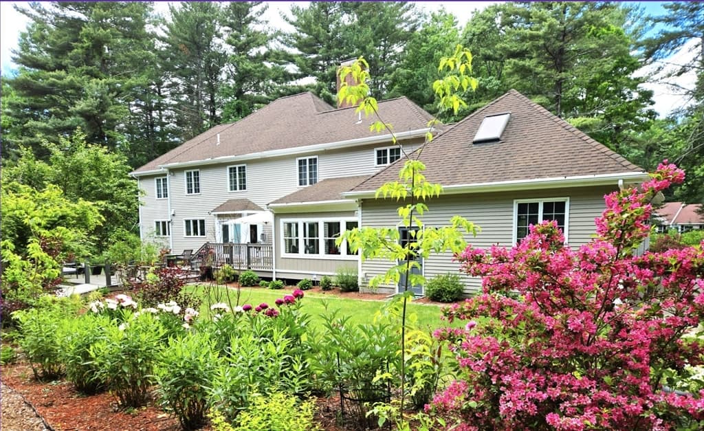Single Family Residence at 40 Grand Hill Dr, Dover MA 02030, Dover, photo 2 of 29