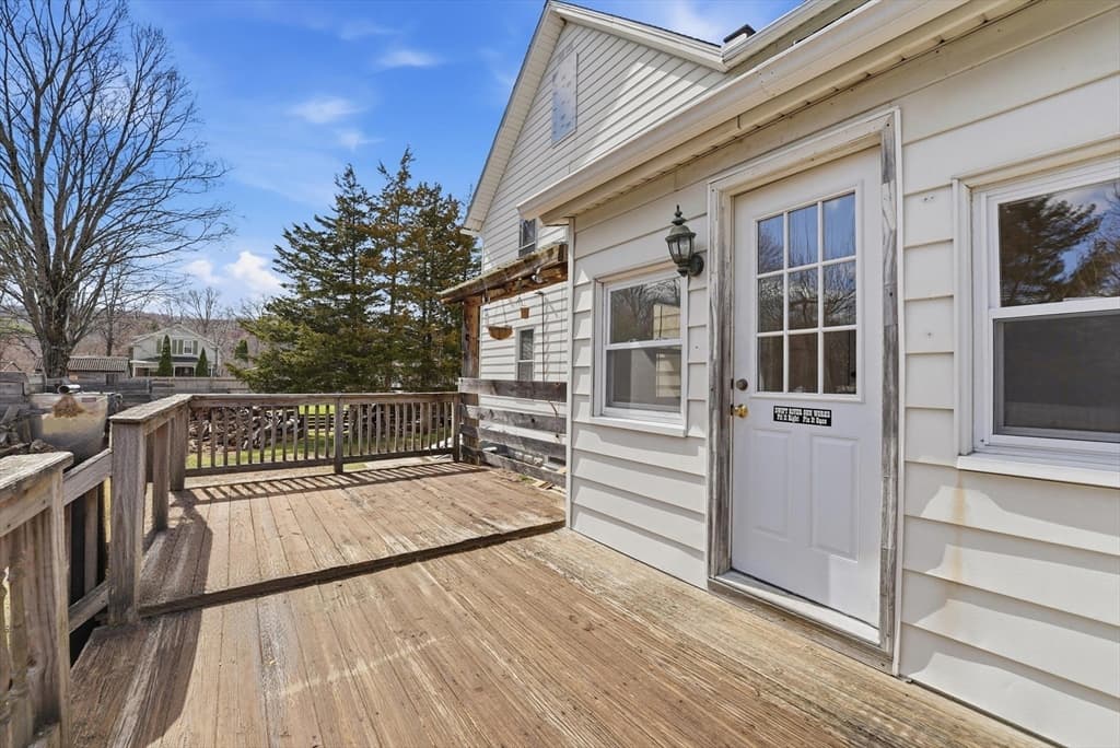 1016 Chestnut St., Palmer MA 01069 photo 5