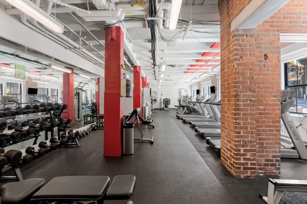 Condominium at 141 Dorchester Avenue # 314, Boston MA 02127, Boston, photo 9 of 11