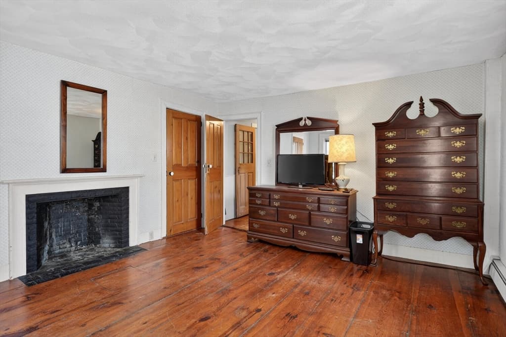 19 Ash St, Marlborough MA 01752 photo 17