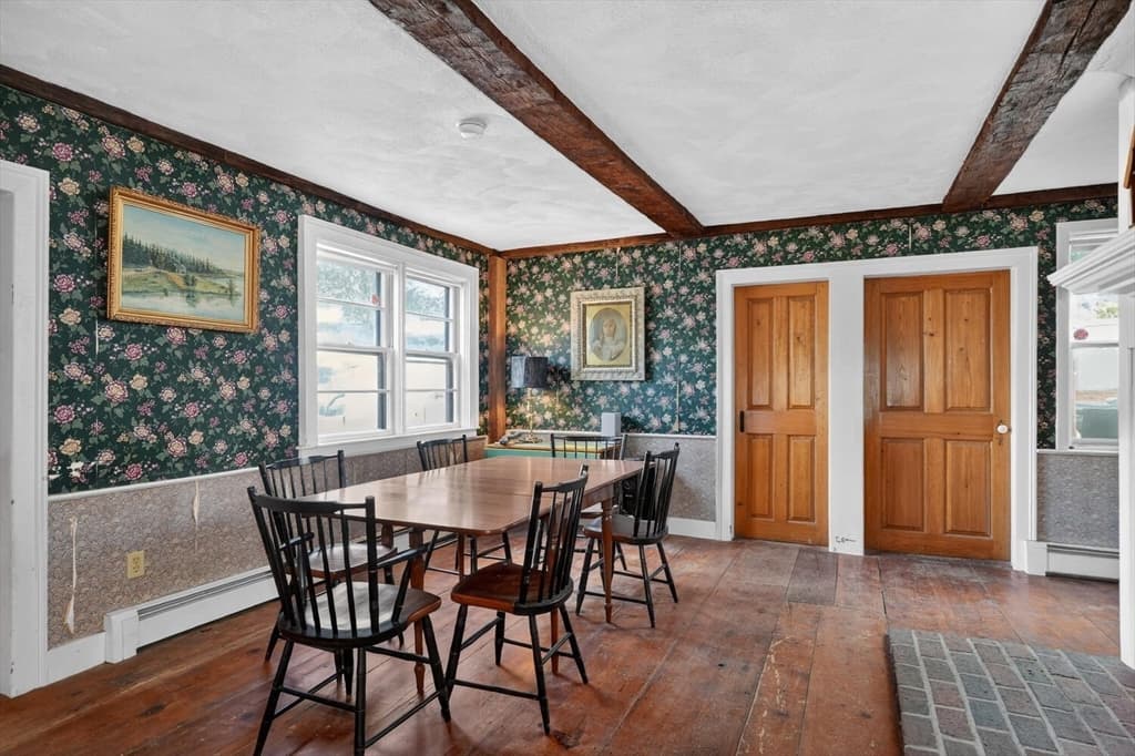 19 Ash St, Marlborough MA 01752 photo 3