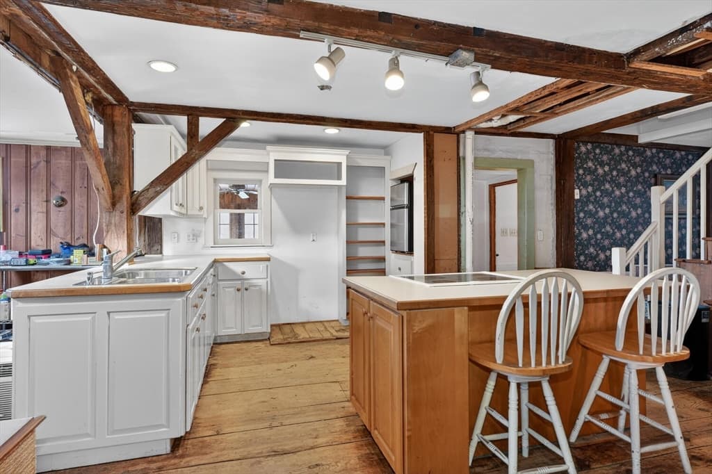 19 Ash St, Marlborough MA 01752 photo 9