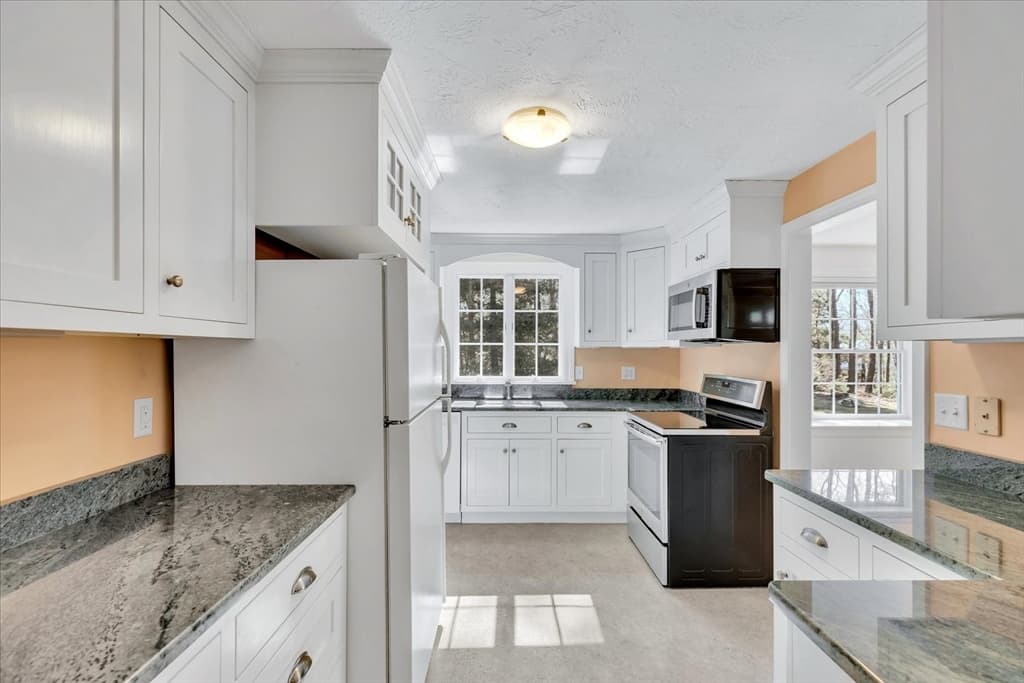 Single Family Residence at 265 Wings Neck Road, Bourne MA 02559, Bourne, photo 12 of 41