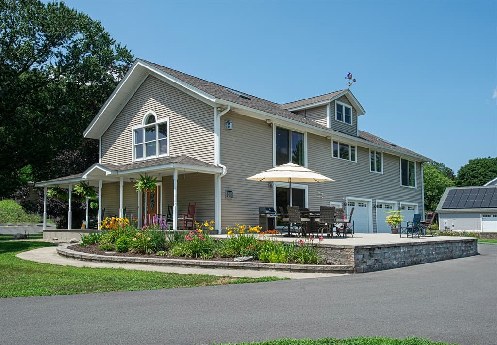 Single Family Residence at 136 Main Street, Hatfield MA 01038, photo 3 of 42