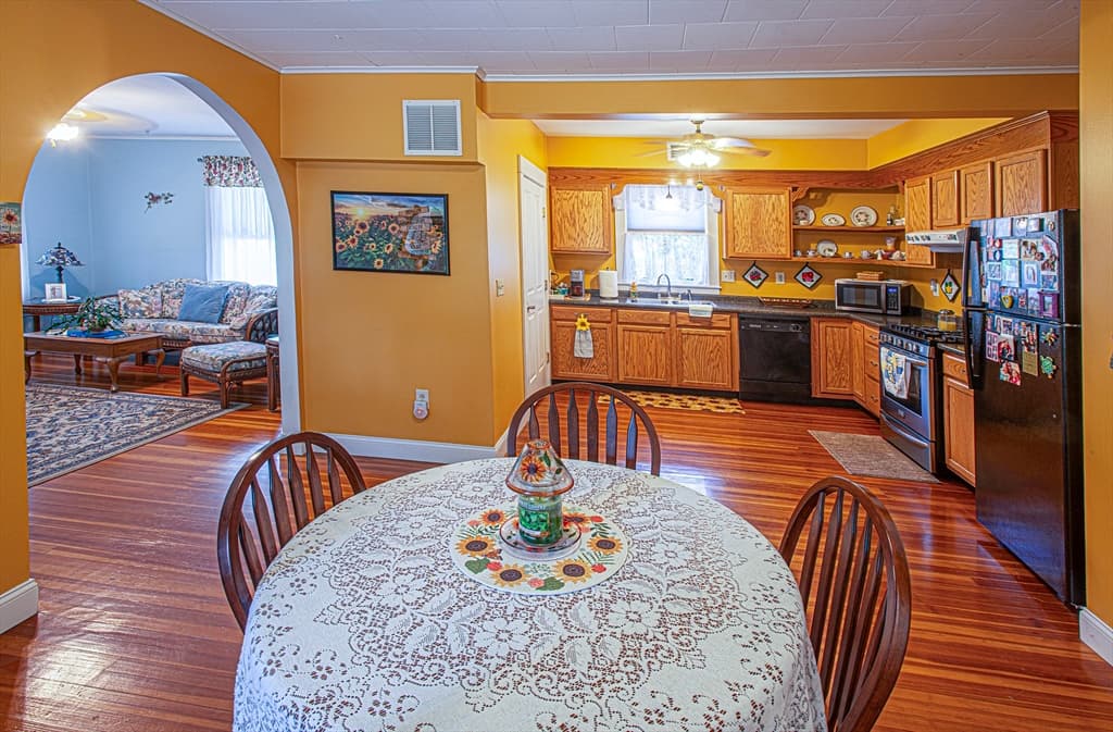 Single Family Residence at 136 Main Street, Hatfield MA 01038, photo 32 of 42