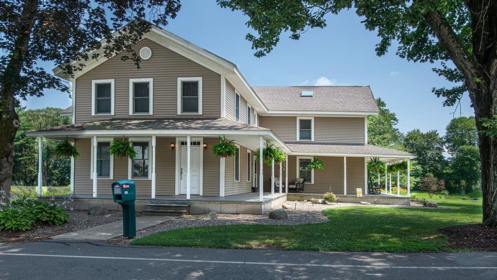 136 Main Street, Hatfield MA 01038