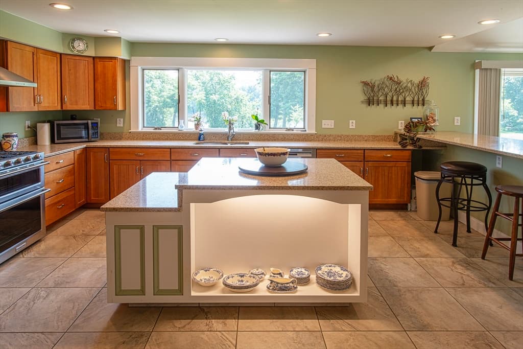 Single Family Residence at 136 Main Street, Hatfield MA 01038, photo 11 of 42