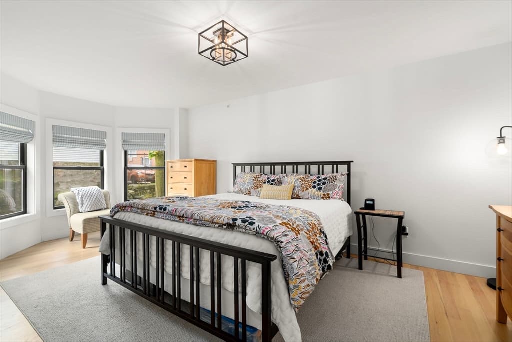 Condominium at 1069 Washington Street # 2, Boston MA 02124, Boston, photo 12 of 15