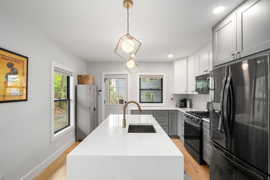 Condominium at 1069 Washington Street # 2, Boston MA 02124, Boston, photo 10 of 15