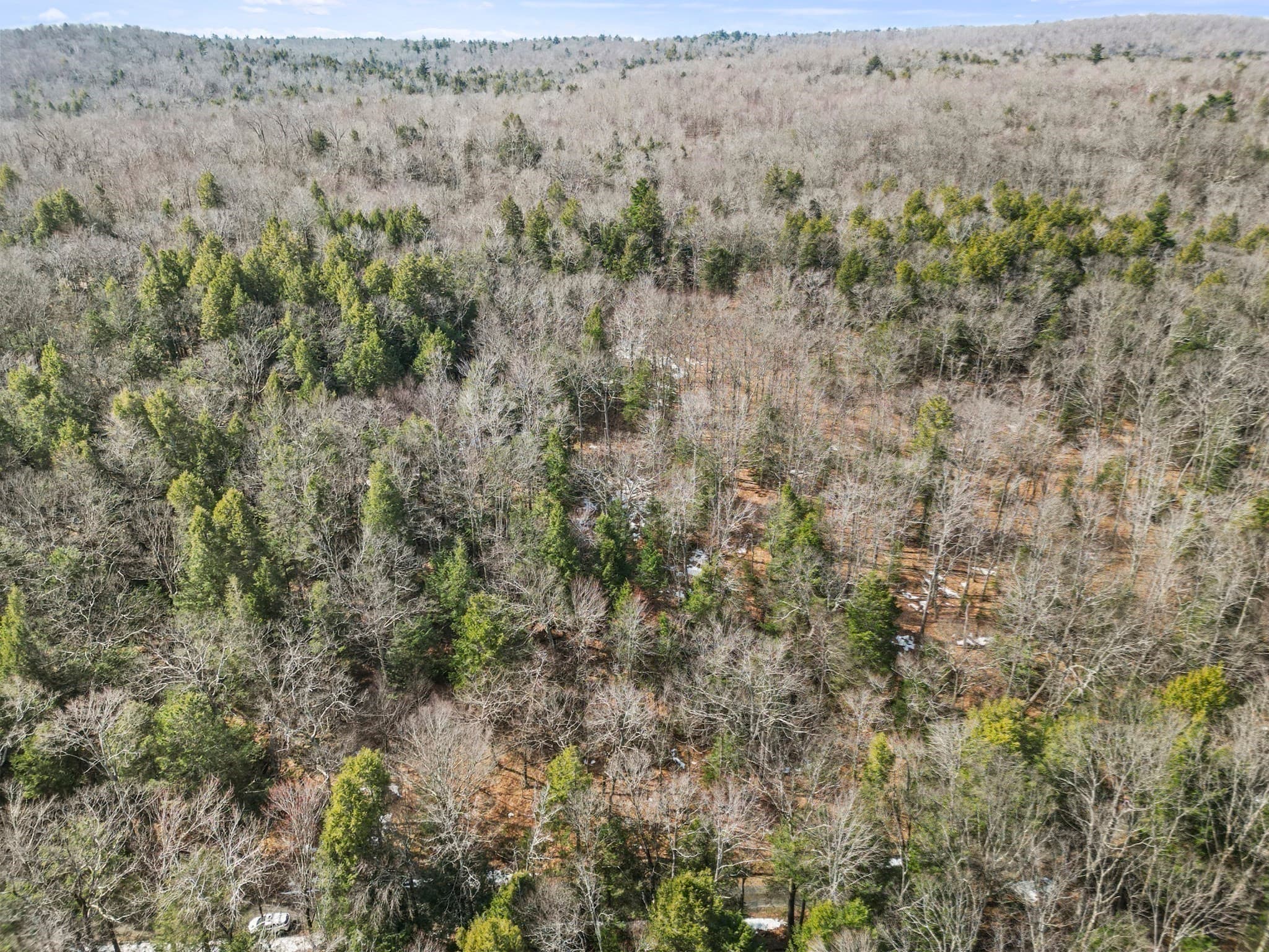 Residential at 8 Hemlock Rd, Tyringham MA 01264, photo 11 of 17