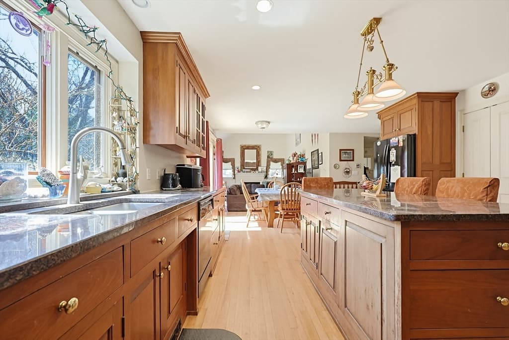 Single Family Residence at 107 Mill St, Franklin MA 02038, photo 13 of 37