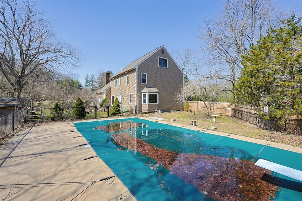 Single Family Residence at 107 Mill St, Franklin MA 02038, photo 34 of 37
