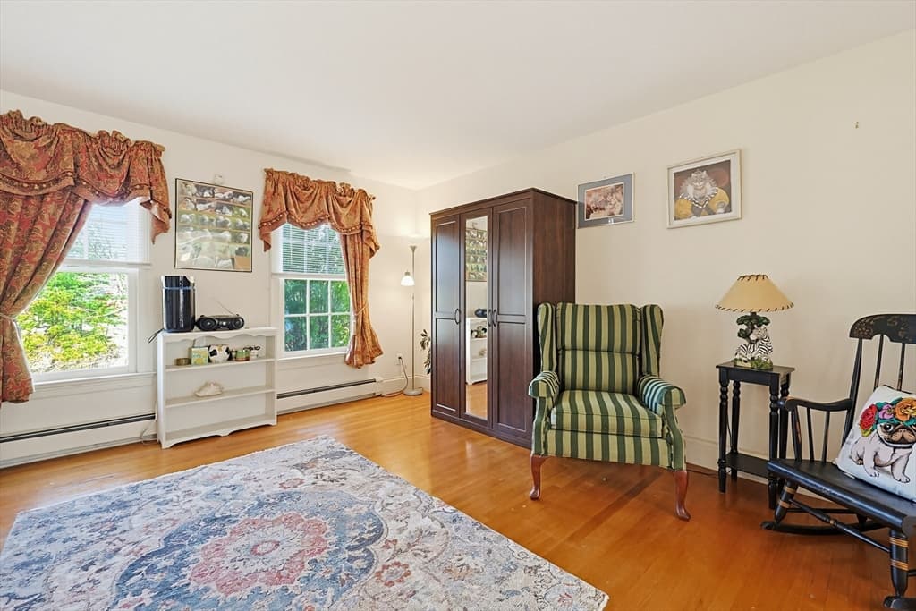 Single Family Residence at 107 Mill St, Franklin MA 02038, photo 8 of 37