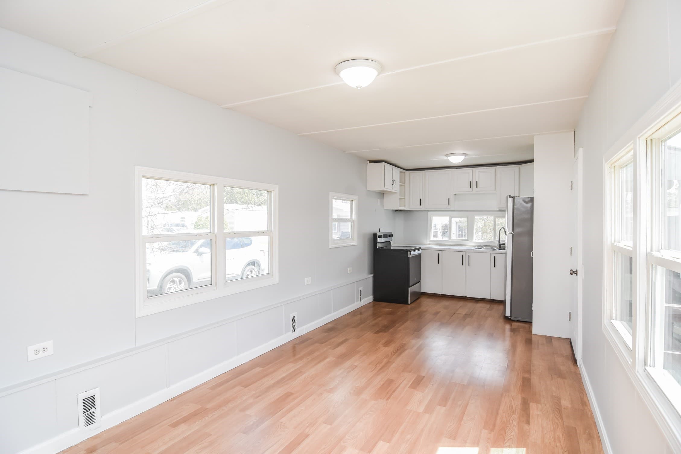 Mobile Home at 181 Boston Post Road E # 49, Marlborough MA 01752, Marlborough, photo 28 of 31