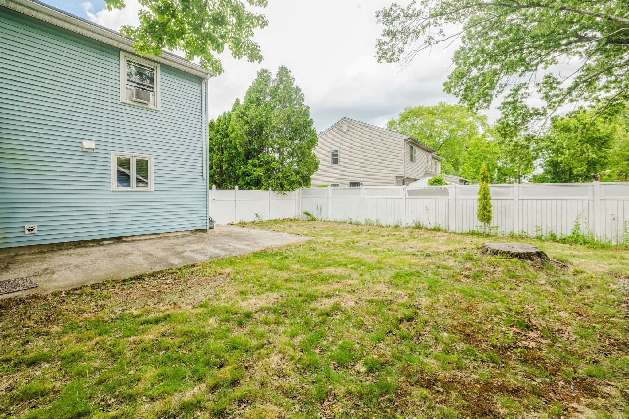 Single Family Residence at 117 Saint Andre Dr # 117, Uxbridge MA 01569, Uxbridge, photo 23 of 25