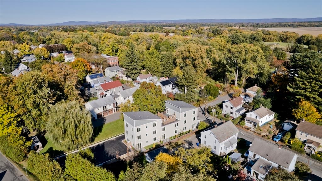 Condominium at 2b 107 Williams Street # 2b, Northampton MA 01060, Northampton, photo 18 of 18
