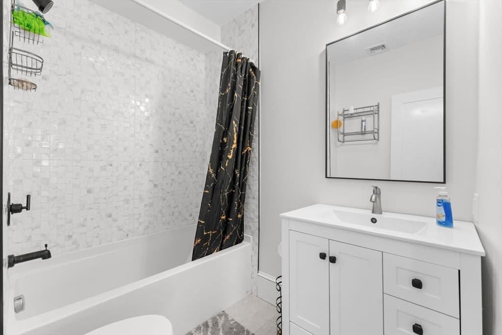 Condominium at 71 Wellington Ave # 2, Everett MA 02149, Everett, photo 13 of 27