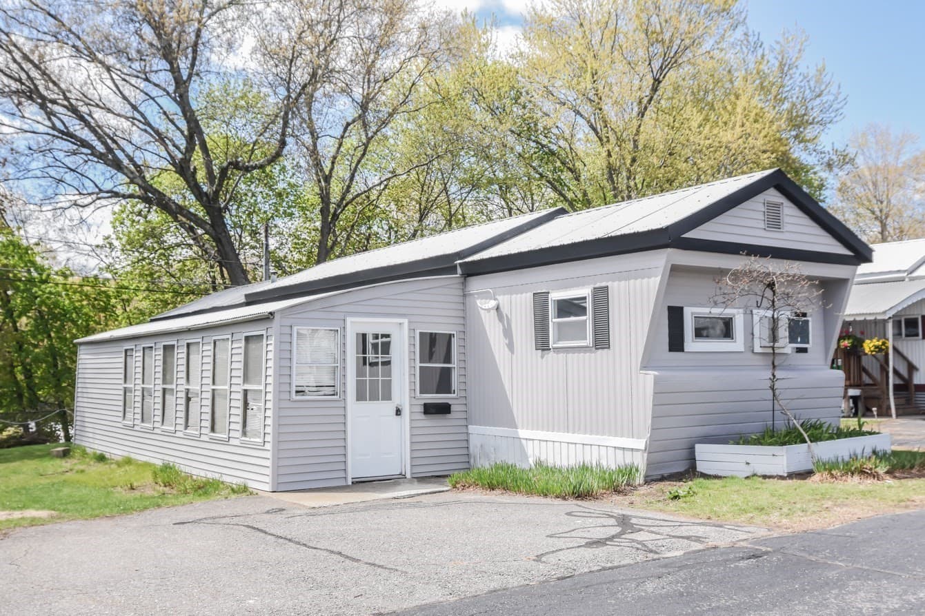 Mobile Home at 181 Boston Post Road E # 26, Marlborough MA 01752, Marlborough, photo 2 of 36