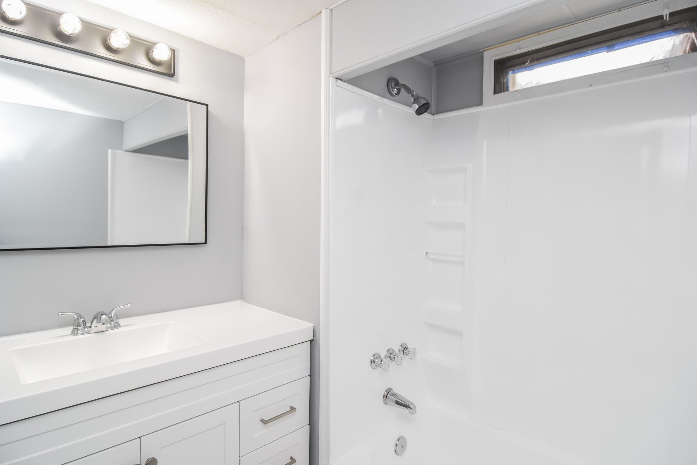 Mobile Home at 181 Boston Post Road E # 26, Marlborough MA 01752, Marlborough, photo 28 of 36