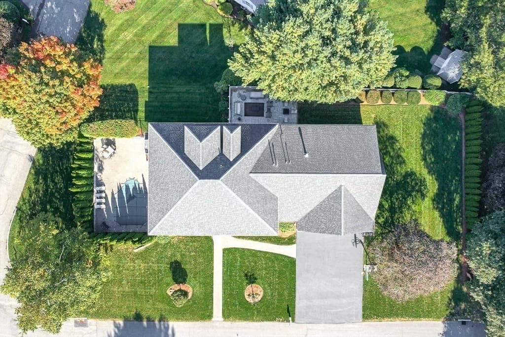 Single Family Residence at 37 Mayflower Road, Winchester MA 01890, photo 5 of 40
