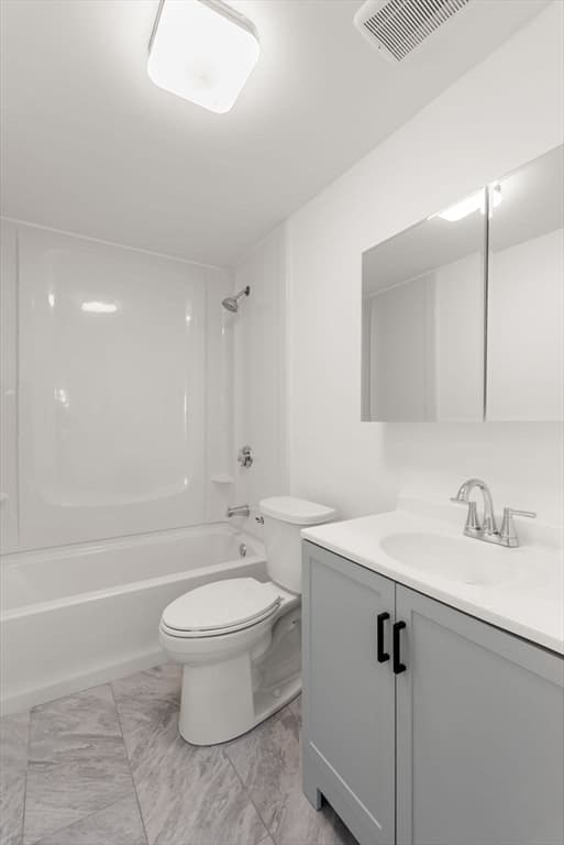 Condominium at 881 Main St # 5, Walpole MA 02081, photo 13 of 27