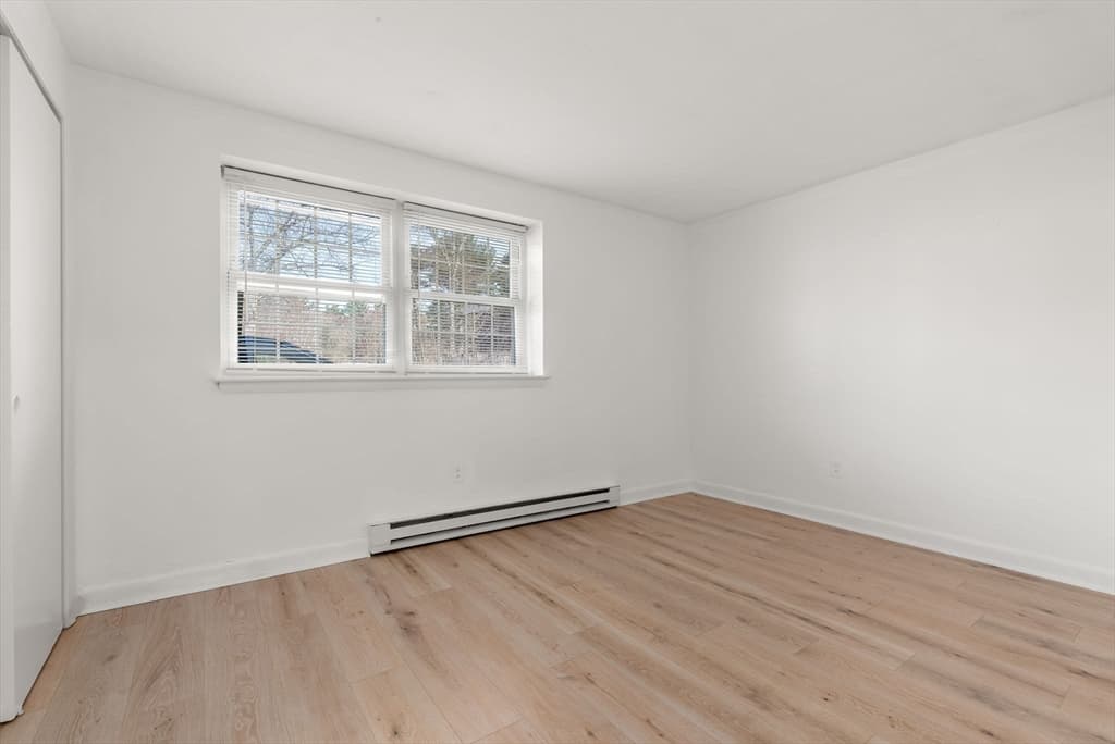 Condominium at 881 Main St # 5, Walpole MA 02081, photo 22 of 27