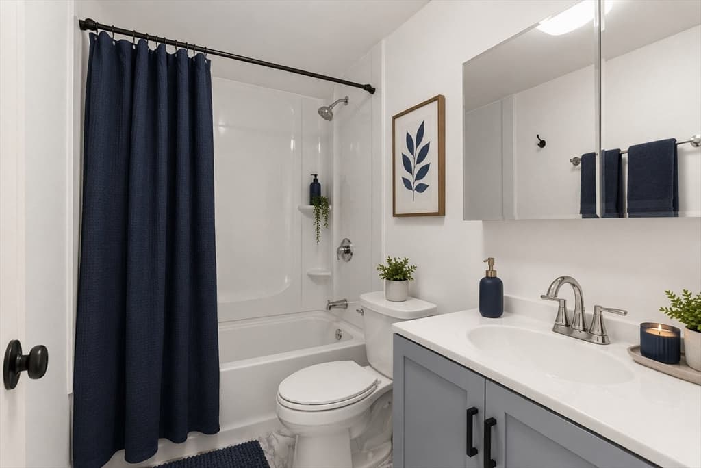 Condominium at 881 Main St # 5, Walpole MA 02081, photo 3 of 27