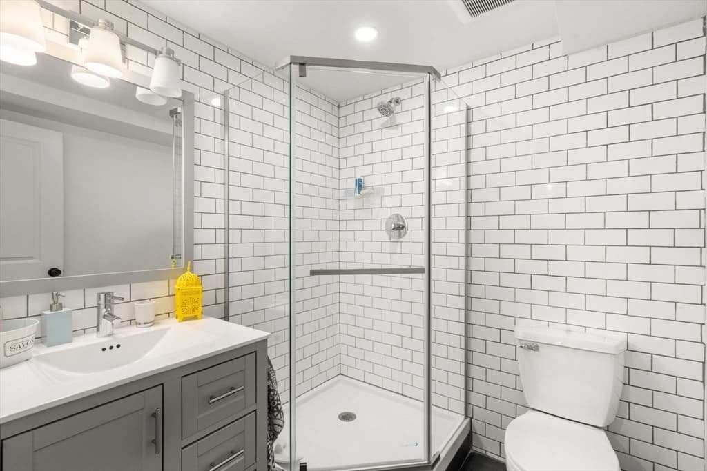 Single Family Residence at 75 Auburn St, Newton MA 02466, photo 28 of 34