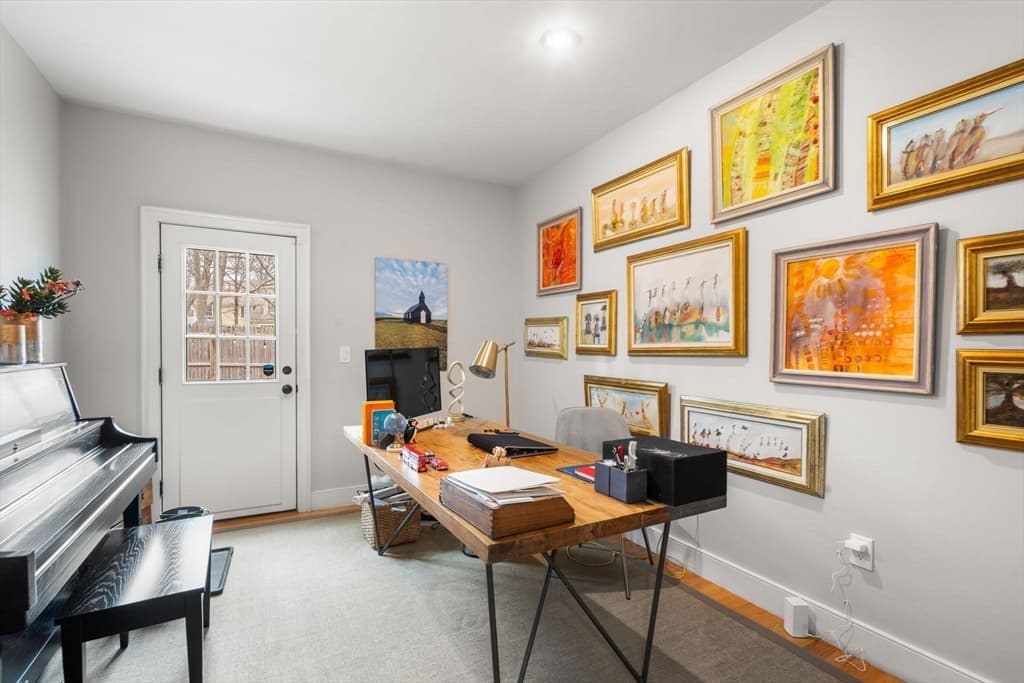 Single Family Residence at 75 Auburn St, Newton MA 02466, photo 10 of 34