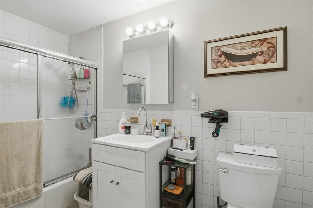 Condominium at 595 Revere Beach Parkway # 5, Revere MA 02151, photo 17 of 24
