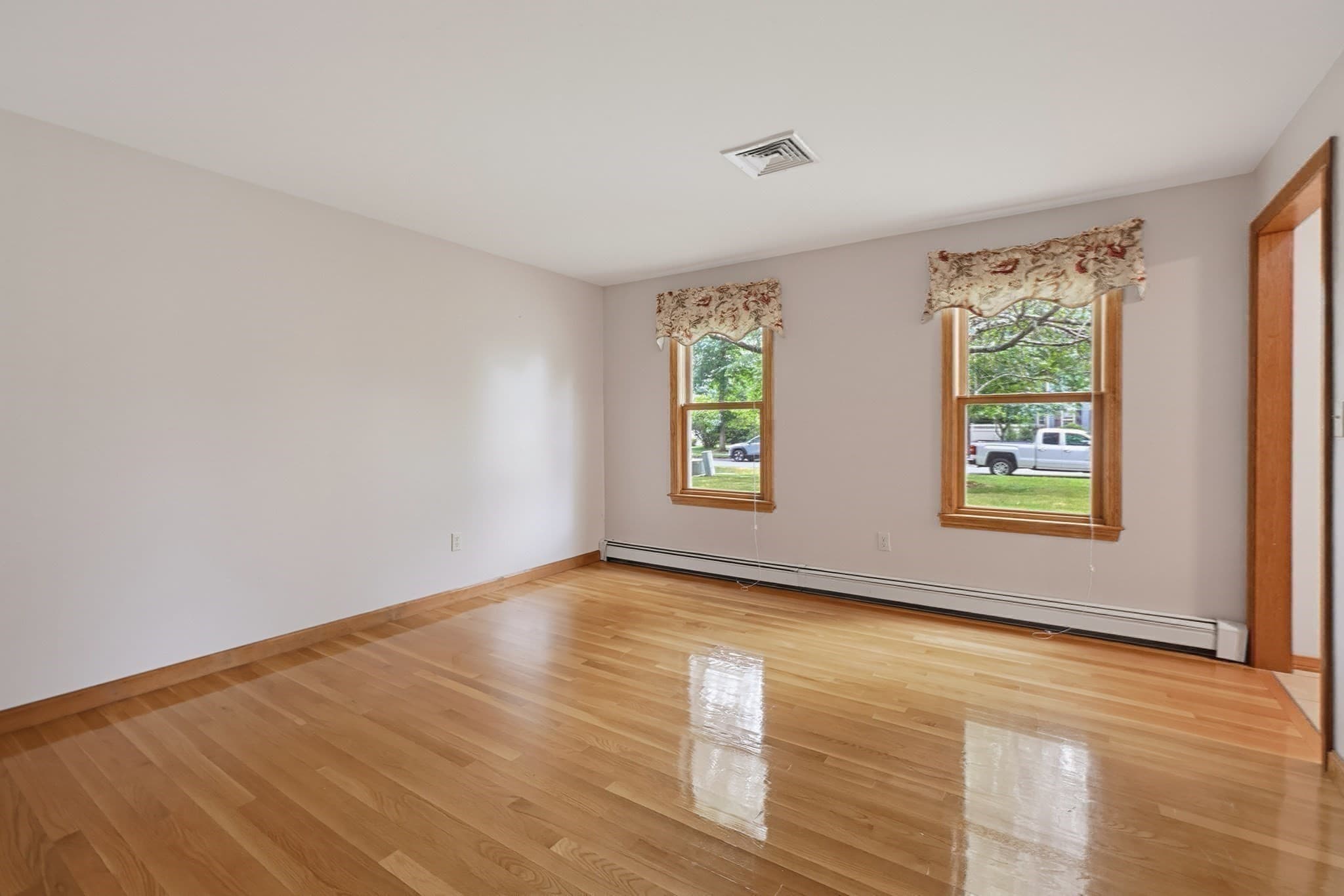 Single Family Residence at 19 Smith Road, Mansfield MA 02048, photo 16 of 40