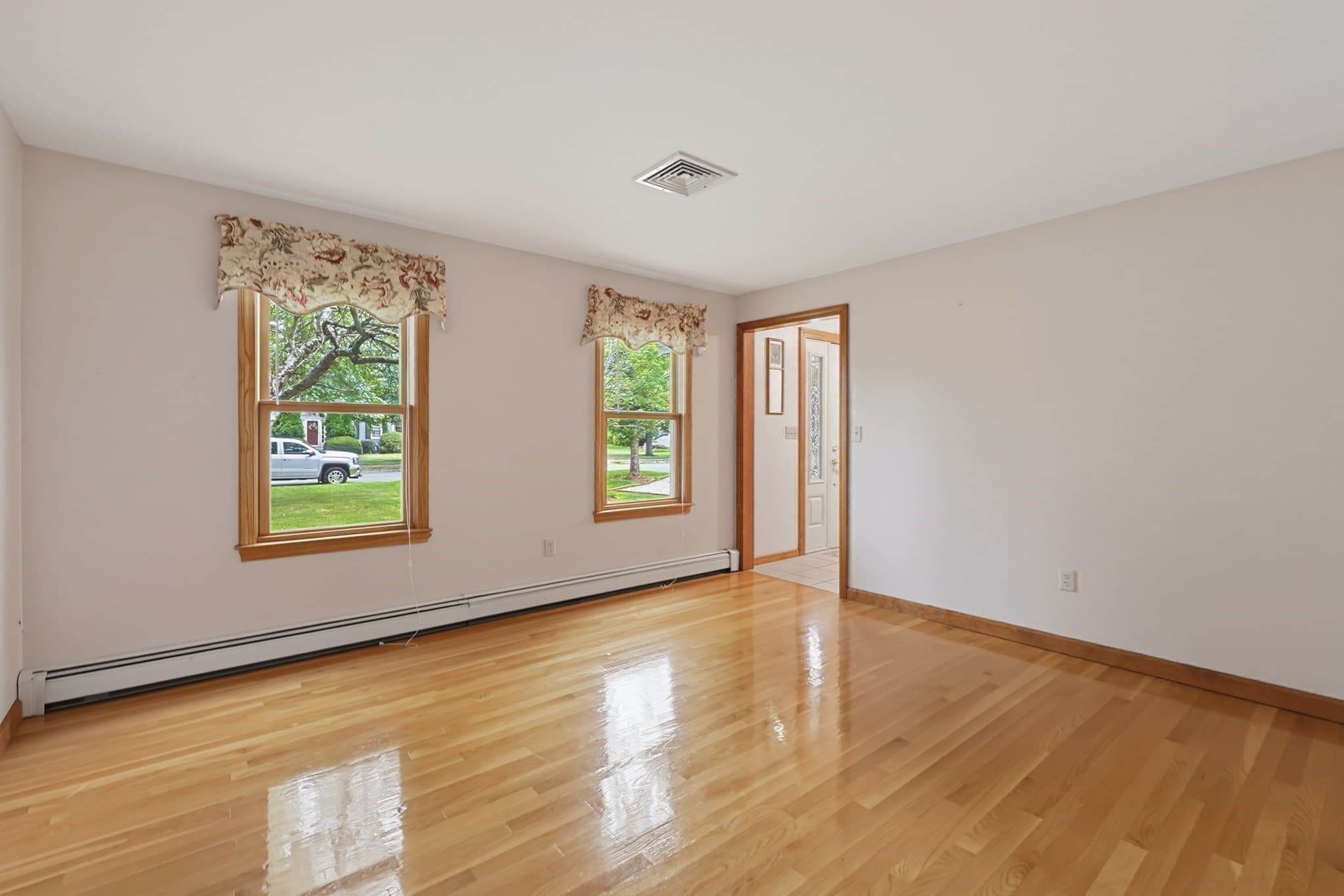 Single Family Residence at 19 Smith Road, Mansfield MA 02048, photo 15 of 40