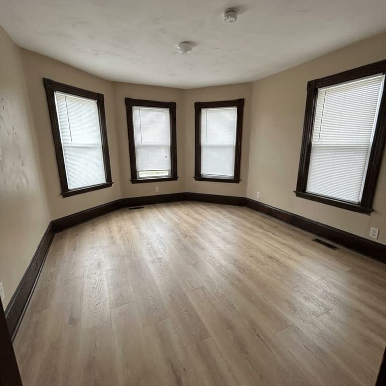 Commercial Sale at 440 Park Ave, Worcester MA 01610, Worcester, photo 14 of 15