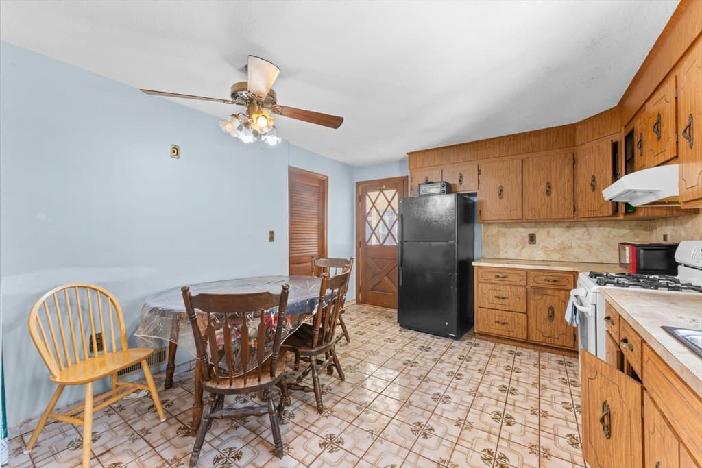 2 Family - 2 Units Up/Down at 92 Sheridan Ave, Medford MA 02155, photo 23 of 42