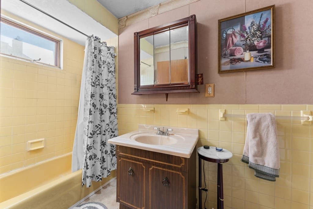 2 Family - 2 Units Up/Down at 92 Sheridan Ave, Medford MA 02155, photo 14 of 42