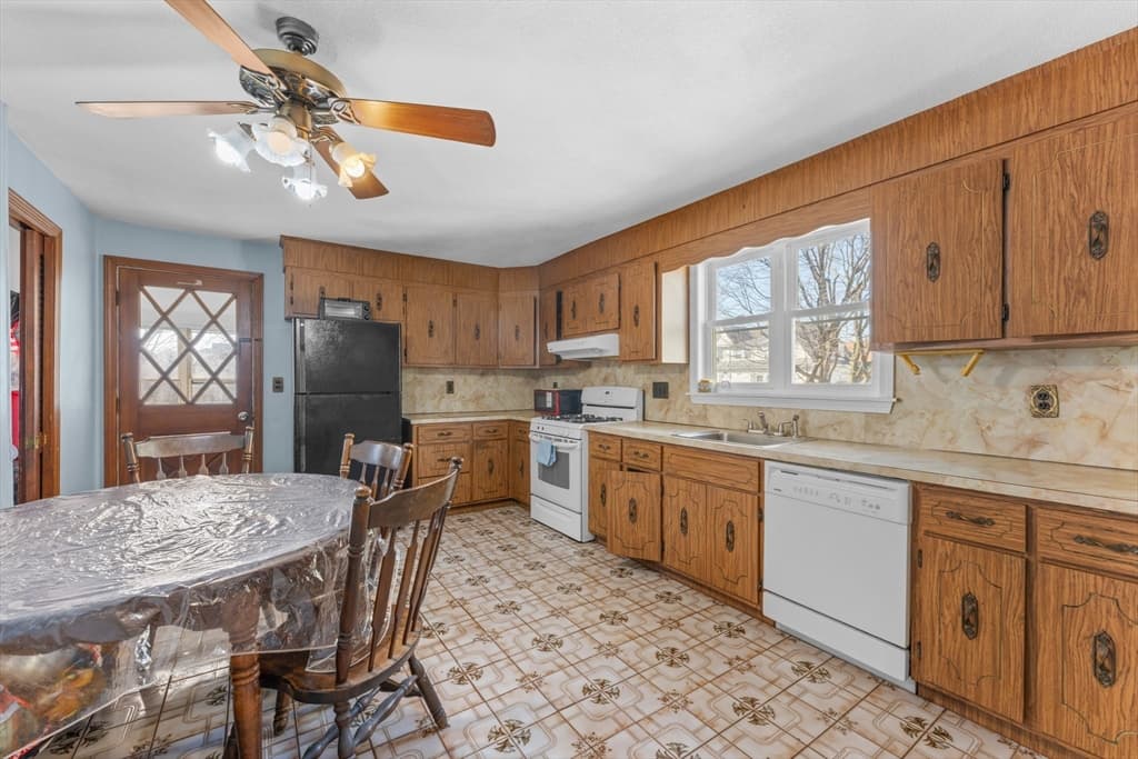 2 Family - 2 Units Up/Down at 92 Sheridan Ave, Medford MA 02155, photo 21 of 42