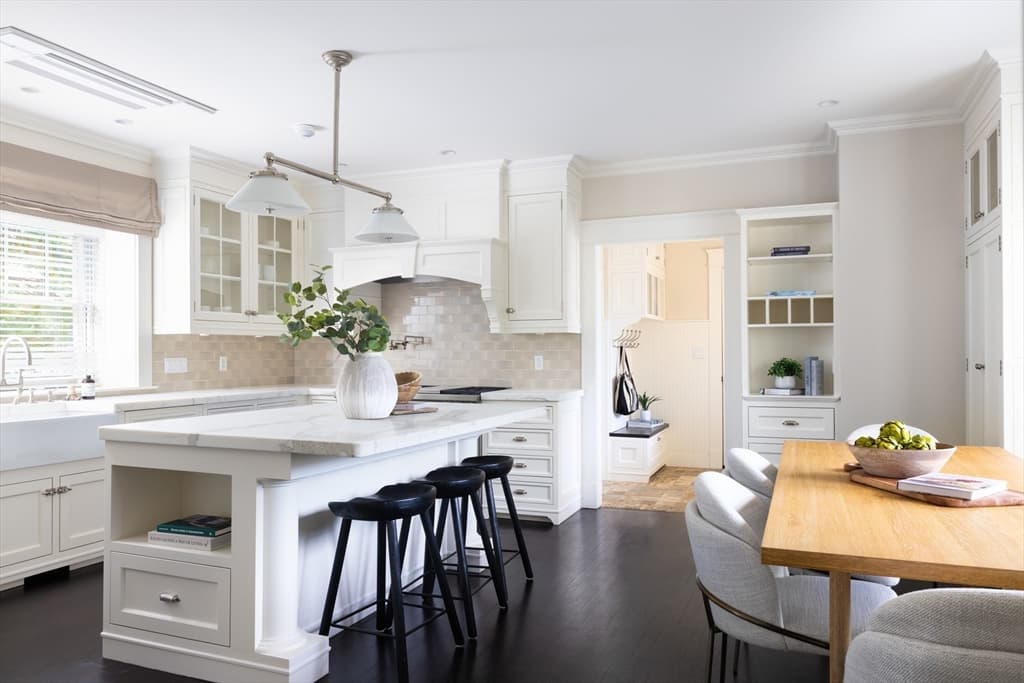 11 Winthrop Road, Lexington MA 02421 photo 4