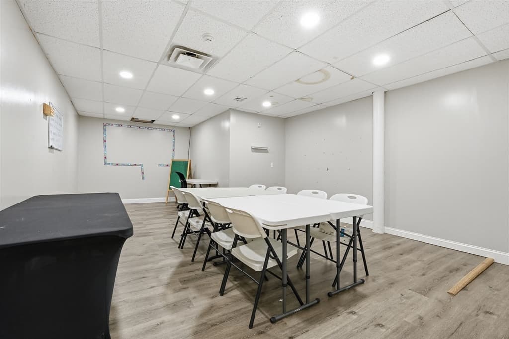 434-440 High St, Holyoke MA 01040 photo 6