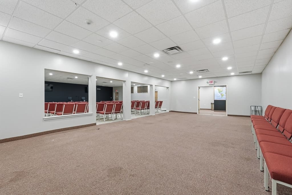 434-440 High St, Holyoke MA 01040 photo 8