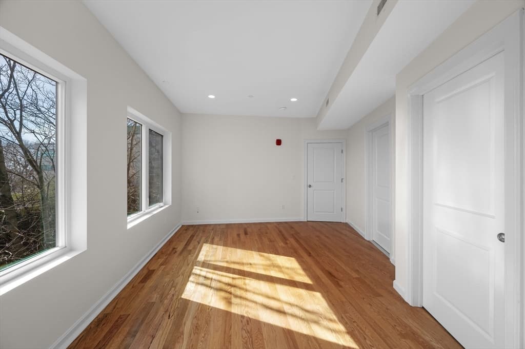 Condominium at 172 Kimball Ave # 2B, Revere MA 02151, photo 17 of 36