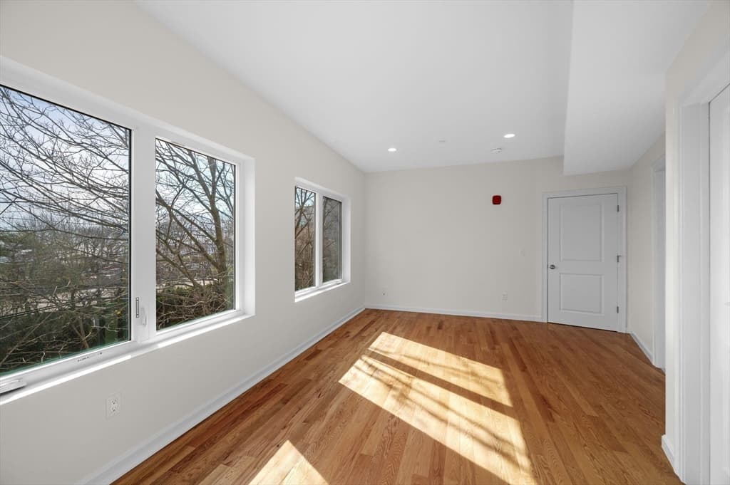 Condominium at 172 Kimball Ave # 2B, Revere MA 02151, photo 16 of 36