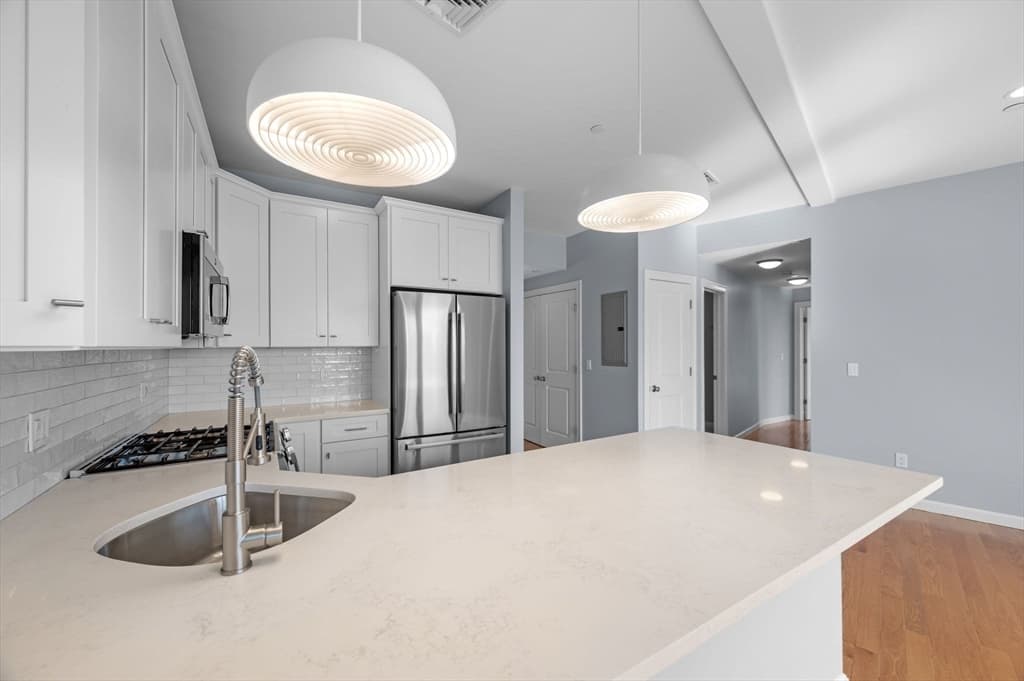 172 Kimball Ave # 2B, Revere MA 02151