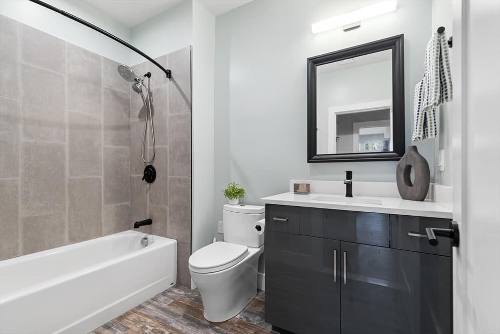 Condominium at 60 Cross St, East # 103, Somerville MA 02145, photo 12 of 24