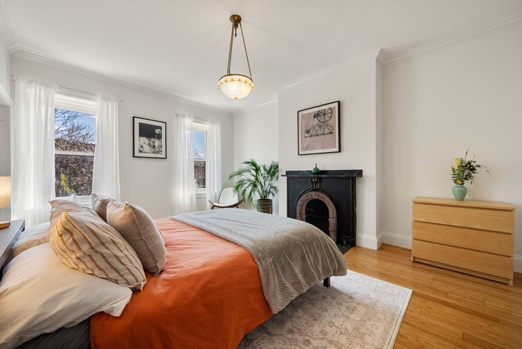 Condominium at 1666 Washington St # 3, Boston MA 02118, photo 16 of 30