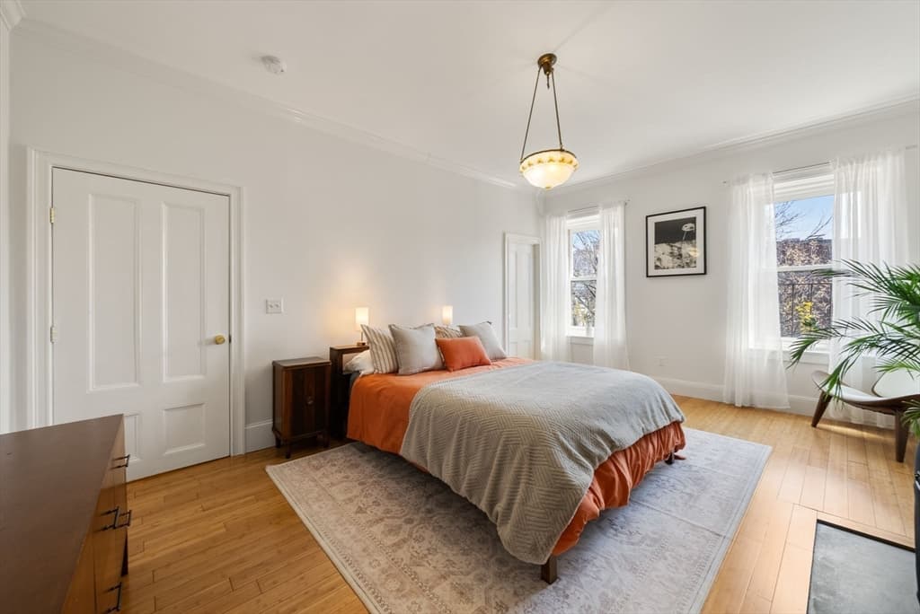 Condominium at 1666 Washington St # 3, Boston MA 02118, photo 14 of 30