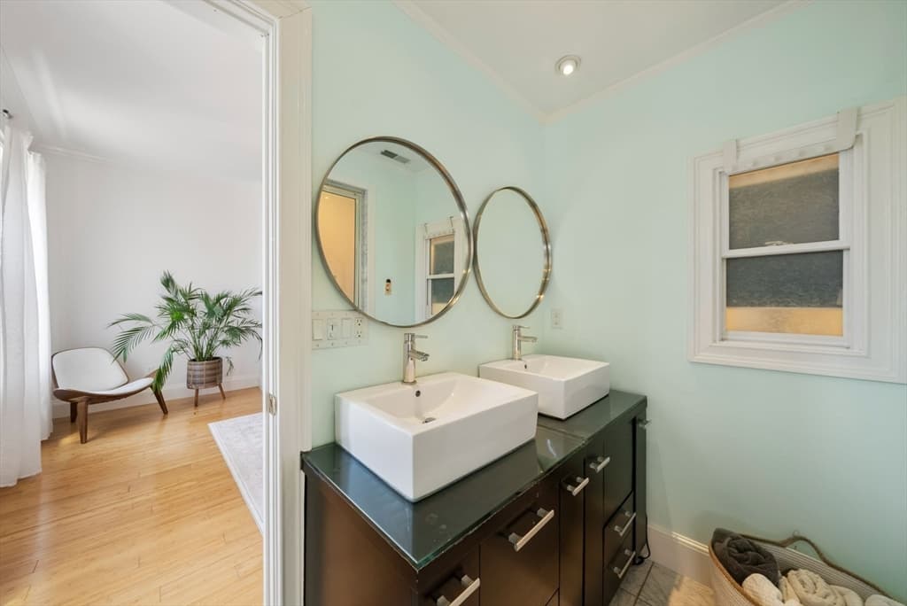 Condominium at 1666 Washington St # 3, Boston MA 02118, photo 15 of 30