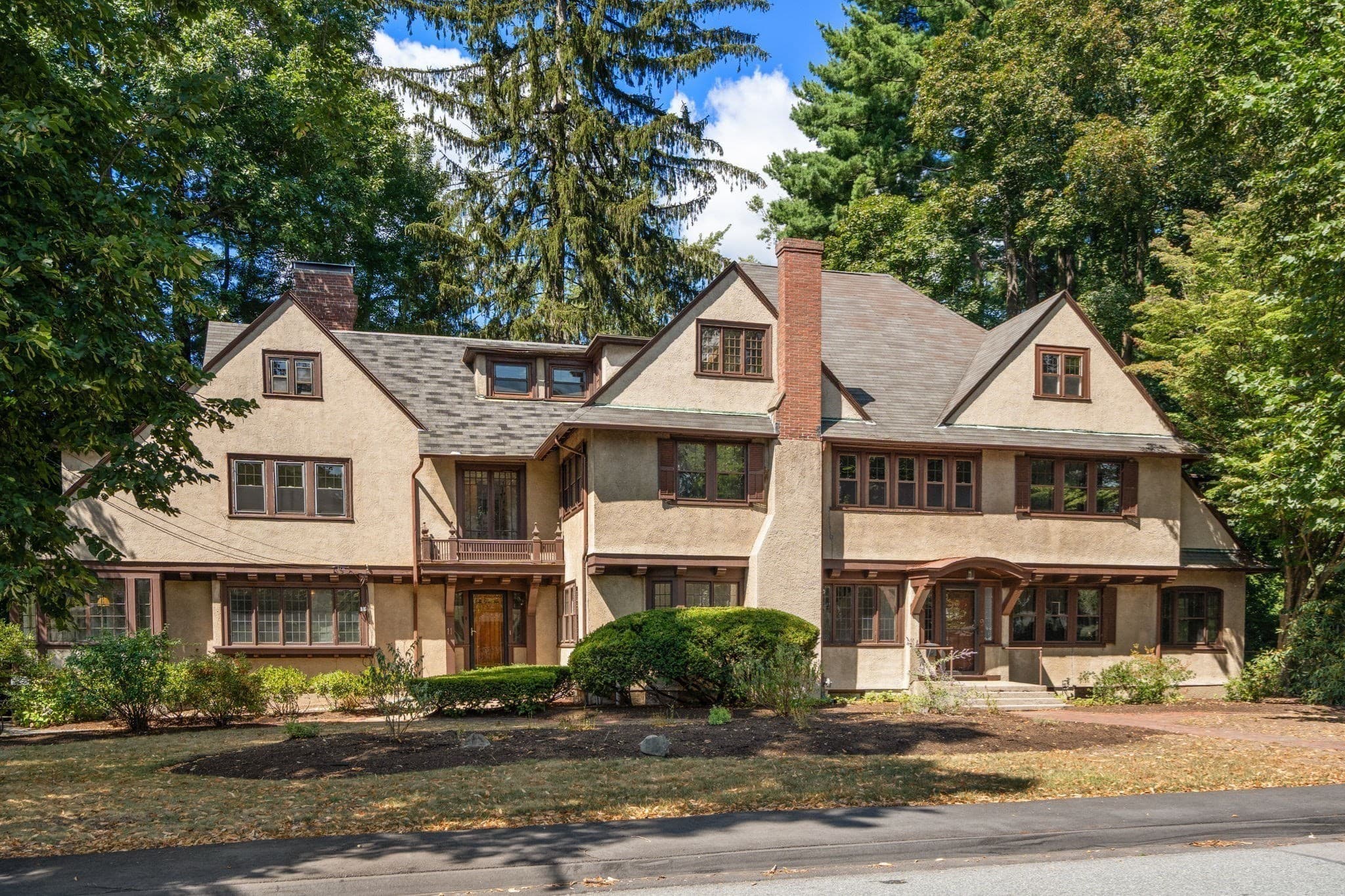 9-11 Hampden Street, Wellesley MA 02482