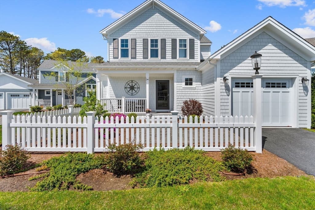 Single Family Residence at 24 Cobblestone Circle, Mashpee MA 02649, Mashpee, photo 3 of 42