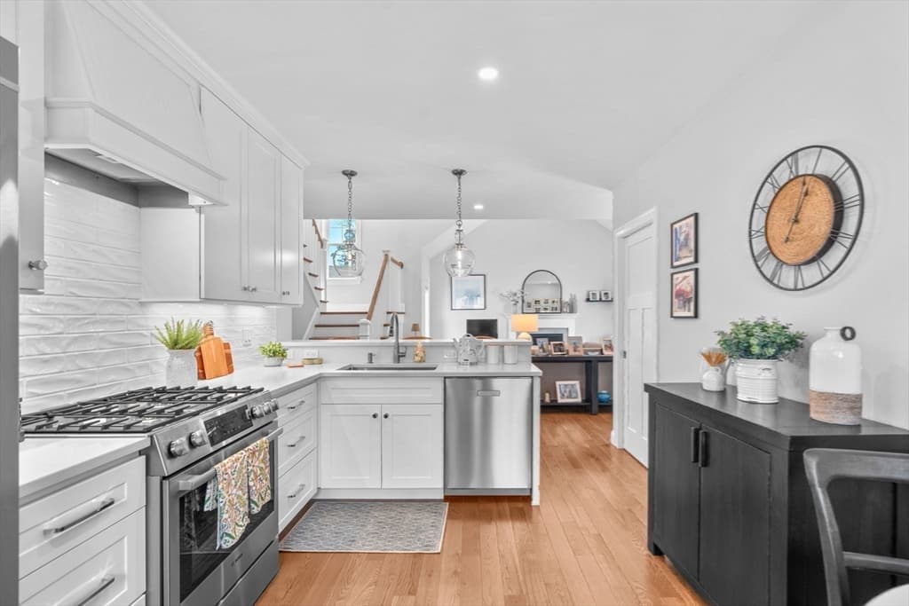 Single Family Residence at 24 Cobblestone Circle, Mashpee MA 02649, Mashpee, photo 18 of 42